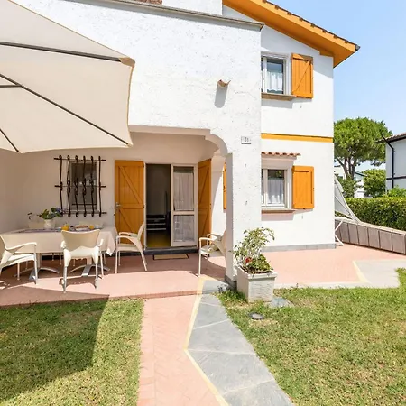 Italian Experience- Brezza Marina Villa Porto Recanati
